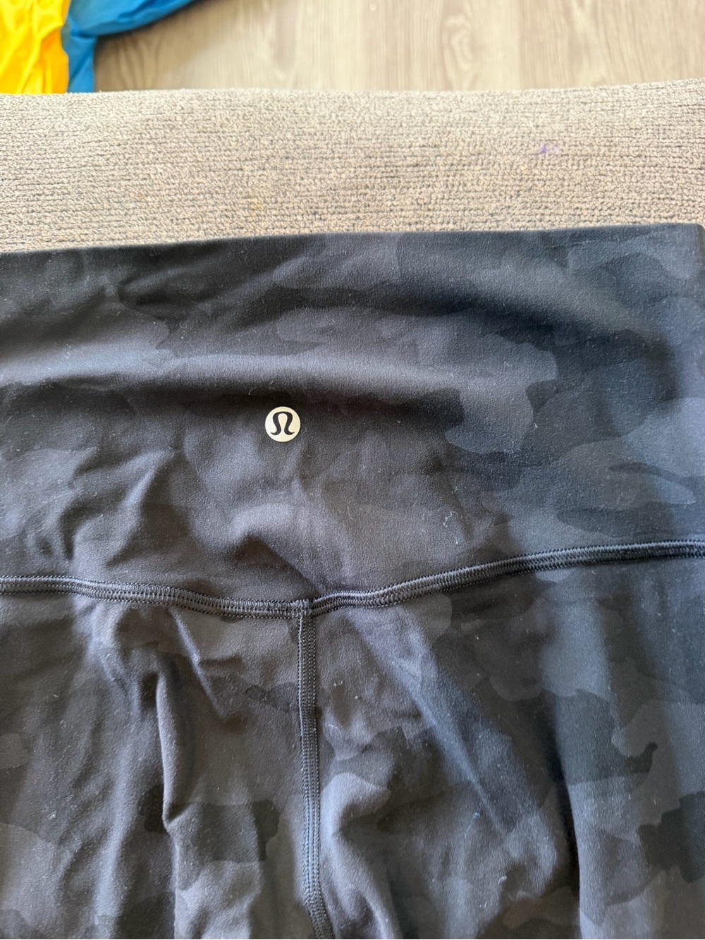 lululemon athletica Black Camo High-Rise Leggings size 8 23in!!!!